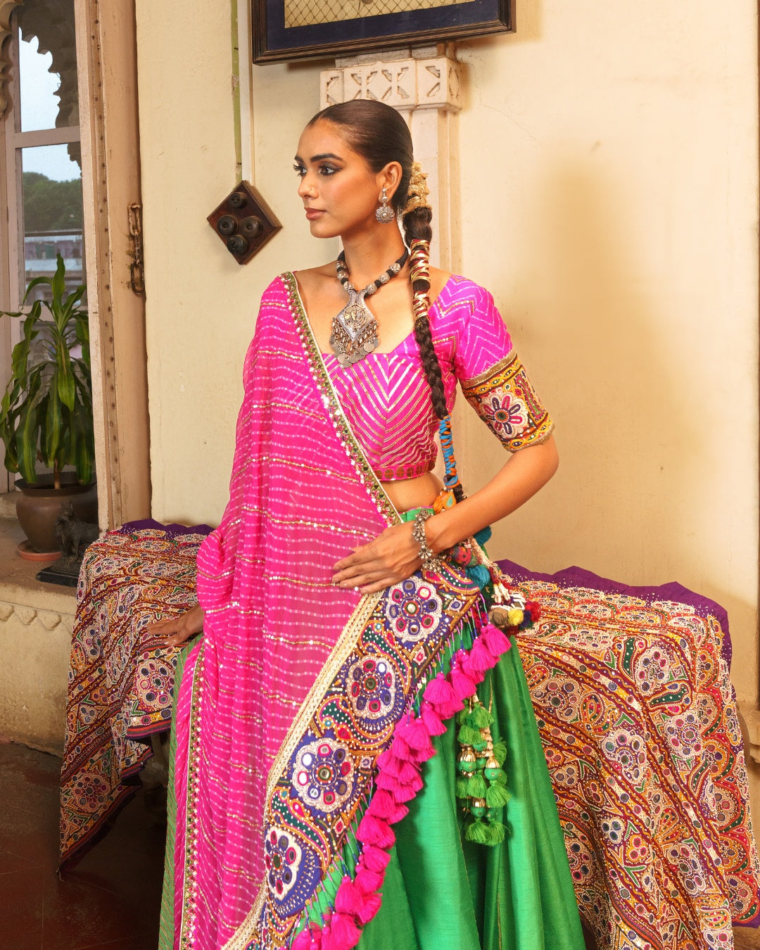 PINK LAHER KUTCHI LEHENGA SET
