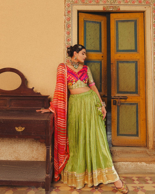 GREEN LAMPI LEHENGA SET WITH TISSU MUKAISH WORK